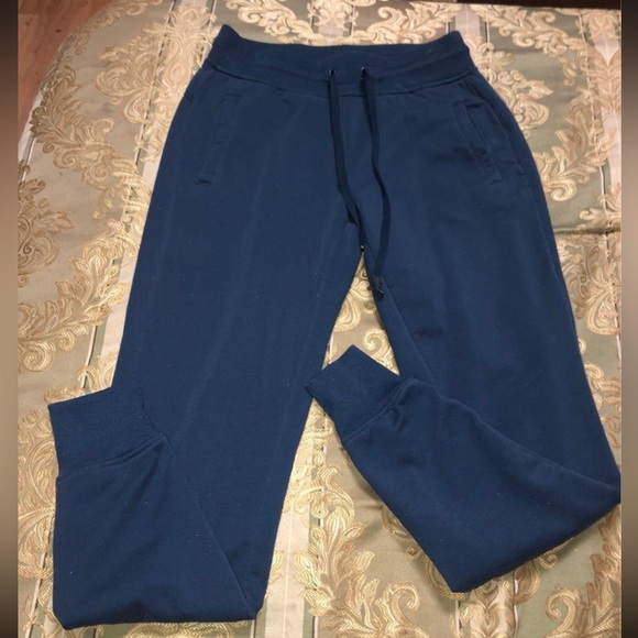 Athletic Works joggers - Picture 1 of 5